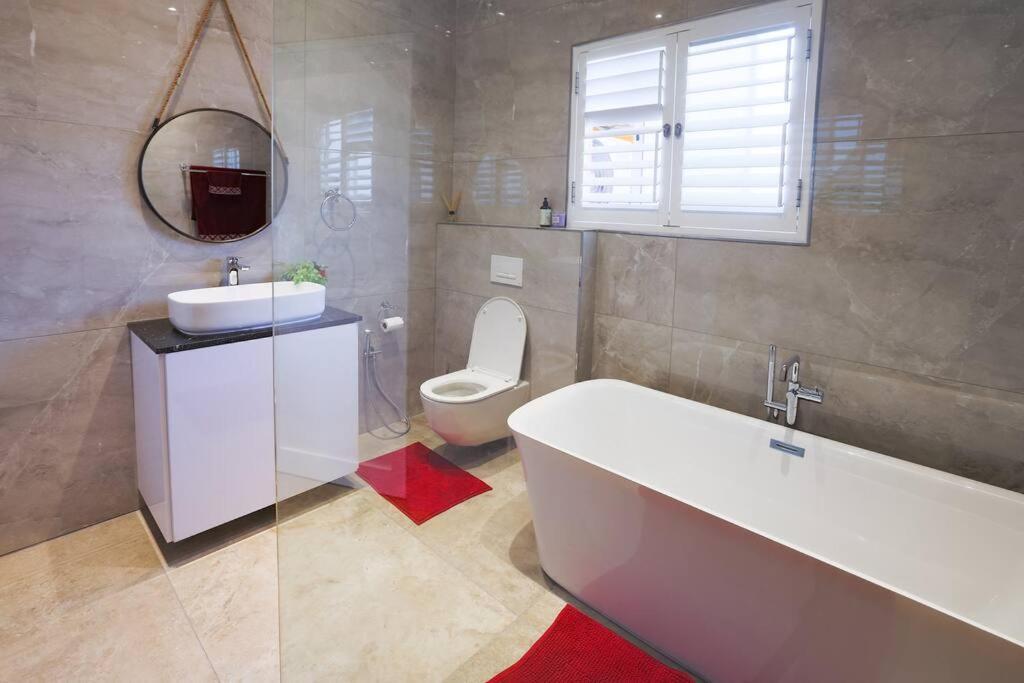 Garten Wohnung Mit Pool, 2 Schlafzimmer Κέιπ Τάουν Εξωτερικό φωτογραφία