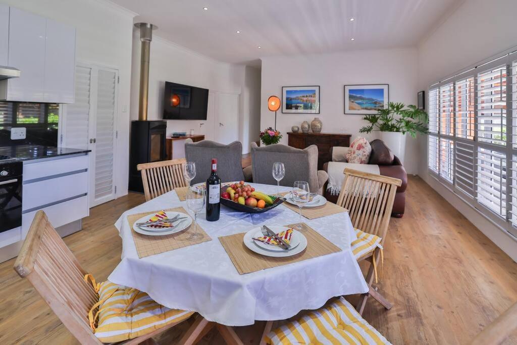 Garten Wohnung Mit Pool, 2 Schlafzimmer Κέιπ Τάουν Εξωτερικό φωτογραφία